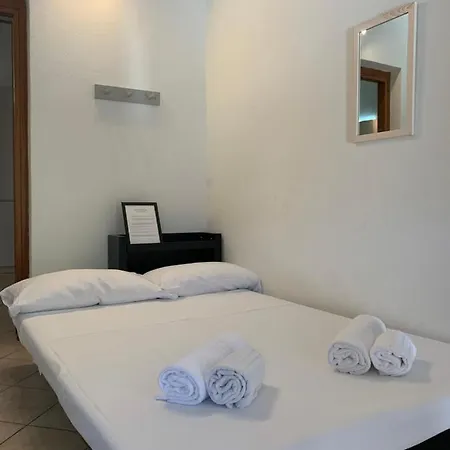 Quirino Aparthotel *